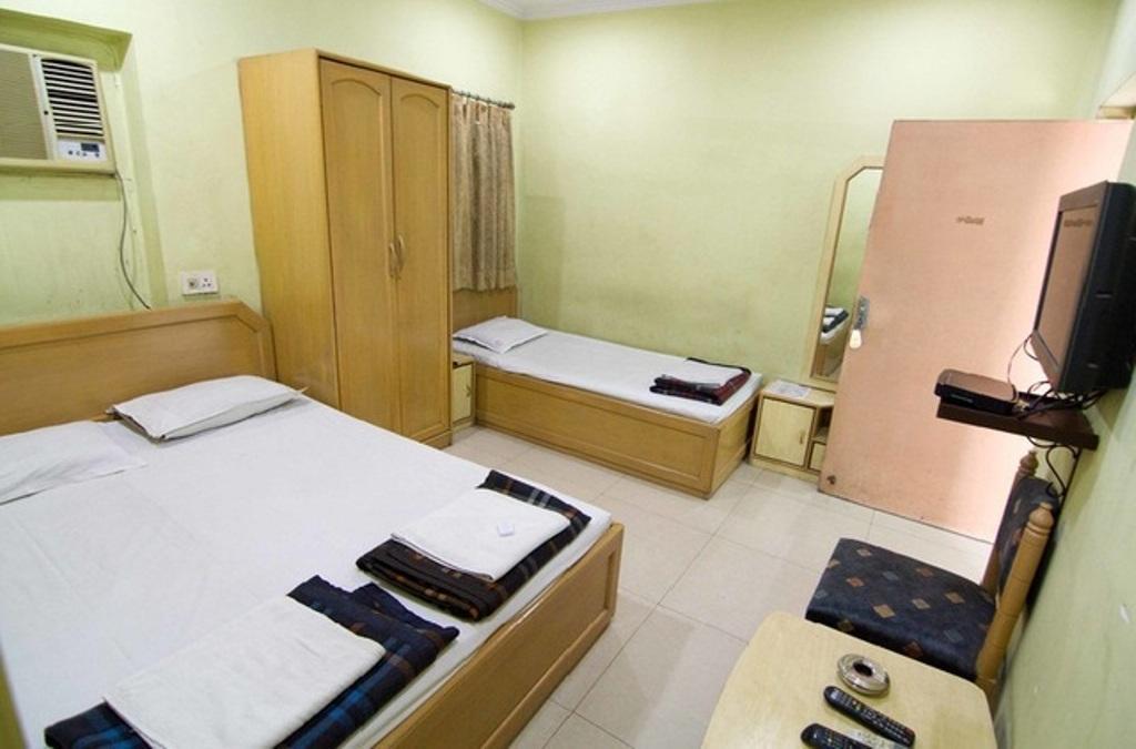 Hotel Venkateswara Calcutta  Esterno foto